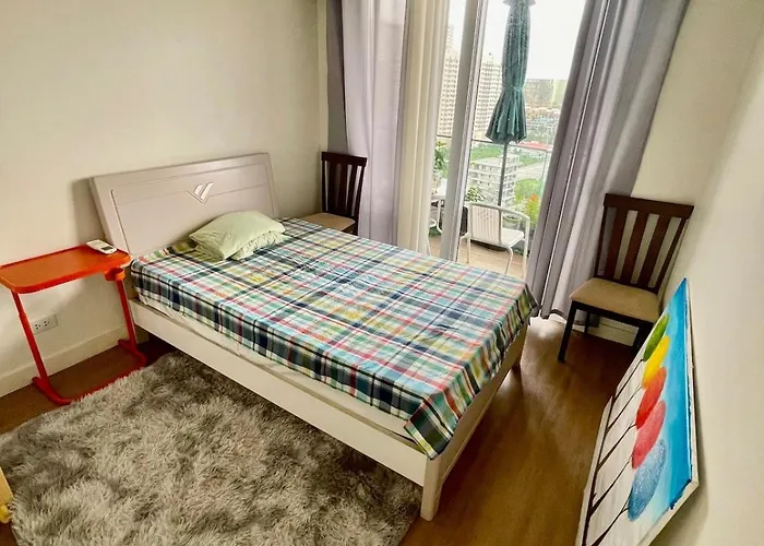 Executive Near Okada Bay View * Manila
