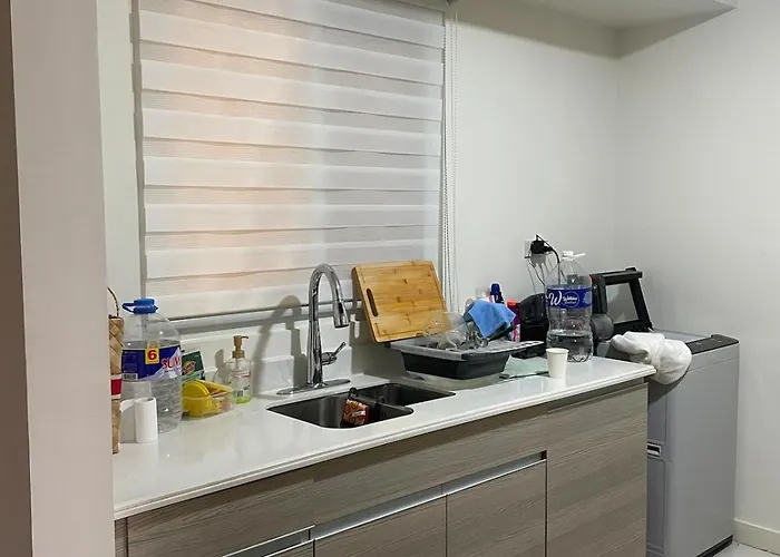 Apartment Executive Near Okada Bay View *