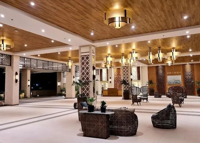 Apartment Executive Near Okada Bay View