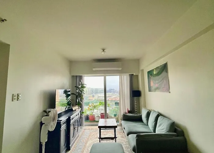 Executive Near Okada Bay View Apartment *