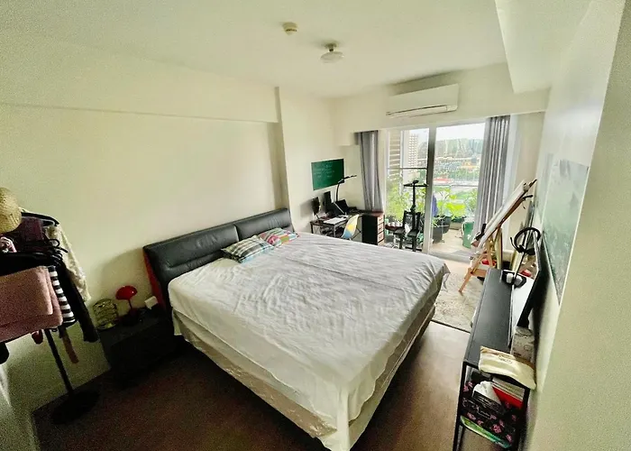 Executive Near Okada Bay View Apartment